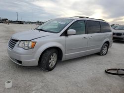 2009 Chrysler Town & Country Touring en venta en Arcadia, FL