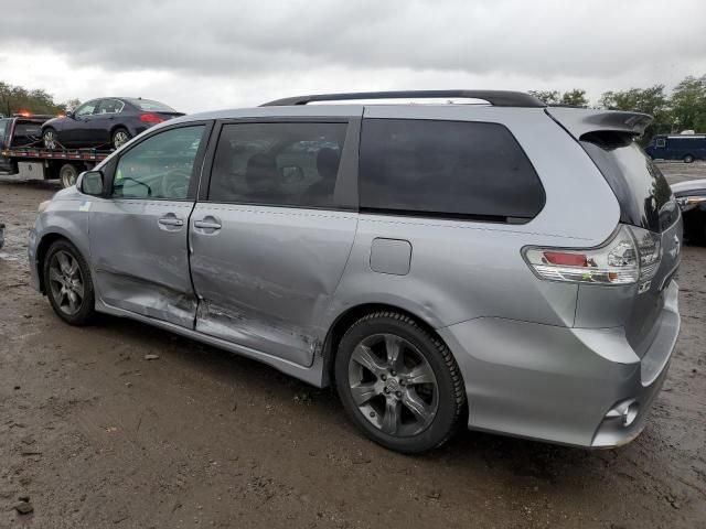 2012 Toyota Sienna Sport