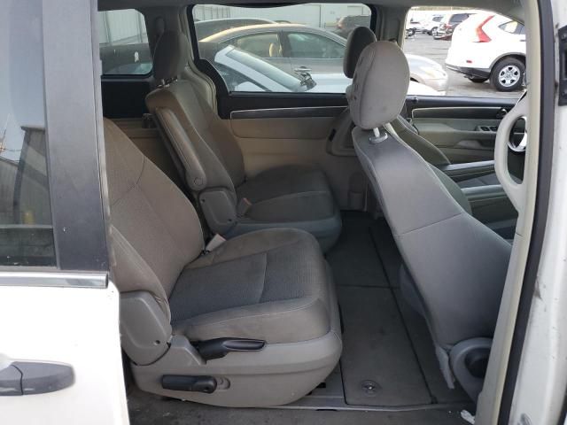 2009 Volkswagen Routan S