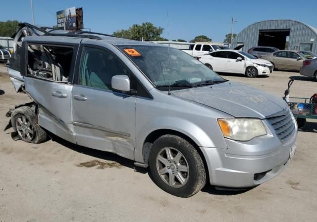 2010 Chrysler Town & Country Touring