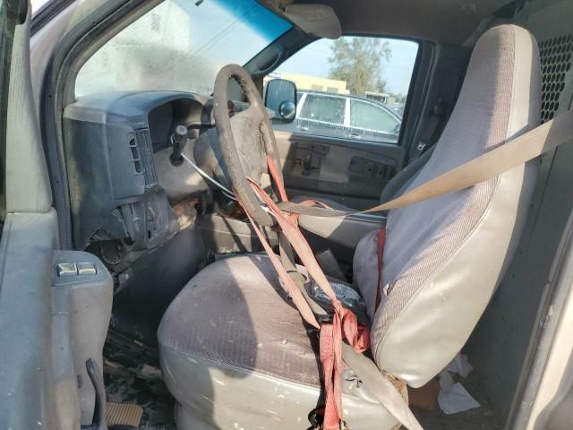 2005 Chevrolet Express G2500