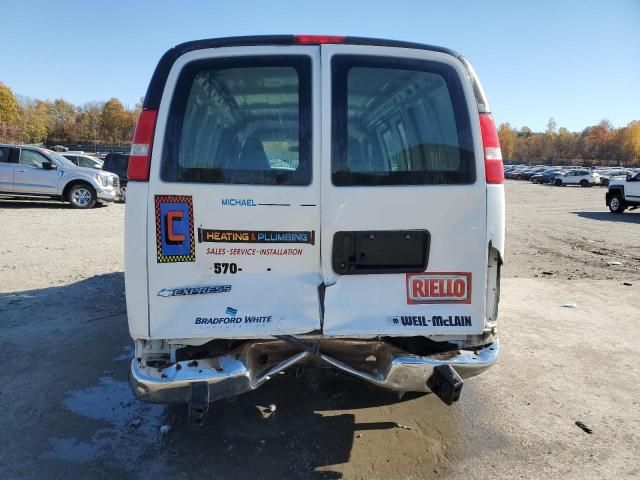 2018 Chevrolet Express G2500