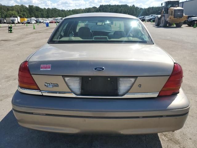 2003 Ford Crown Victoria LX