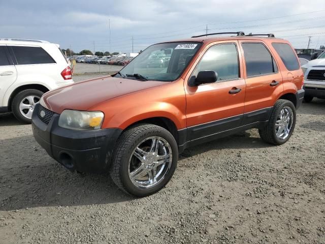 2005 Ford Escape XLS