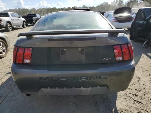 2004 Ford Mustang