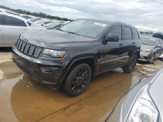 2020 Jeep Grand Cherokee Laredo