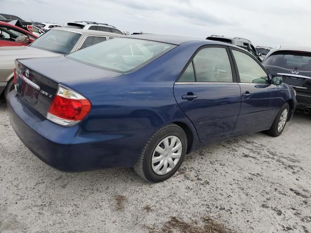 2005 Toyota Camry LE