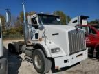 2005 Kenworth Construction T800