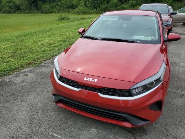 2023 KIA Forte LX