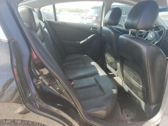 2010 Nissan Altima Base