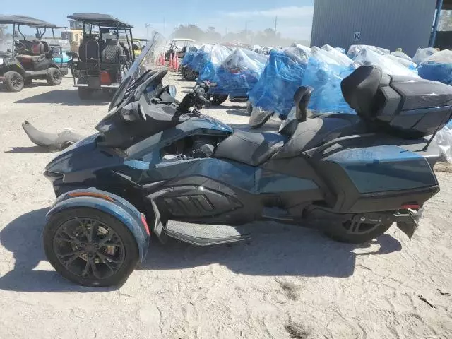 2021 Can-Am Spyder Roadster RT