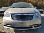 2014 Chrysler Town & Country Touring L