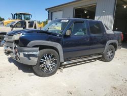 Salvage cars for sale from Copart Columbia, MO: 2005 Chevrolet Avalanche K1500