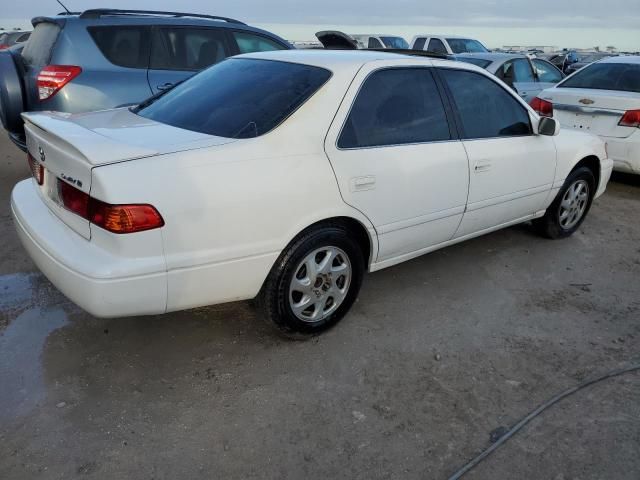 2000 Toyota Camry LE