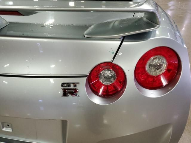 2009 Nissan GT-R Base