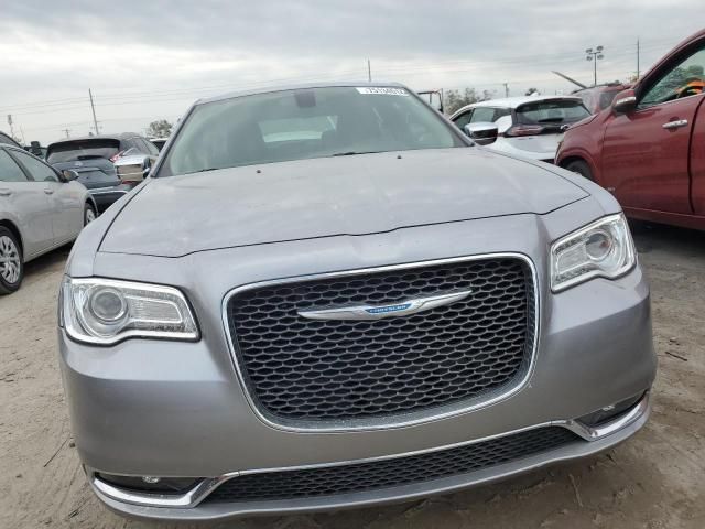 2017 Chrysler 300C