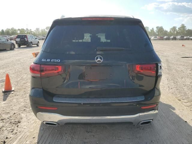 2020 Mercedes-Benz GLB 250