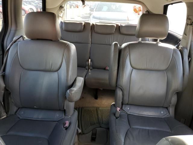 2005 Toyota Sienna XLE