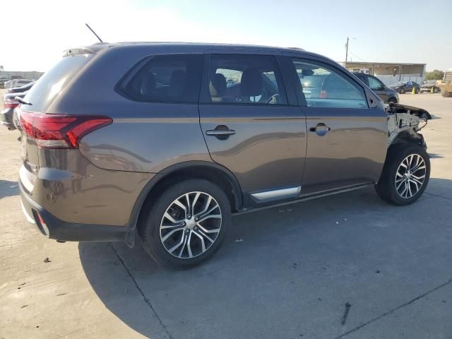 2016 Mitsubishi Outlander SE