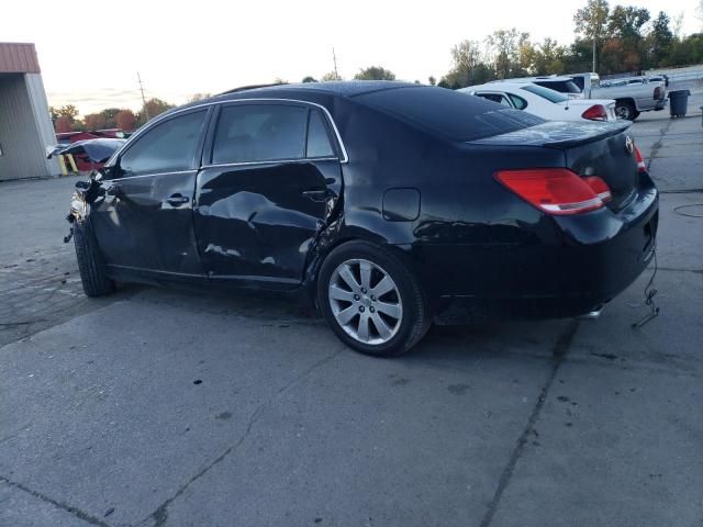 2005 Toyota Avalon XL