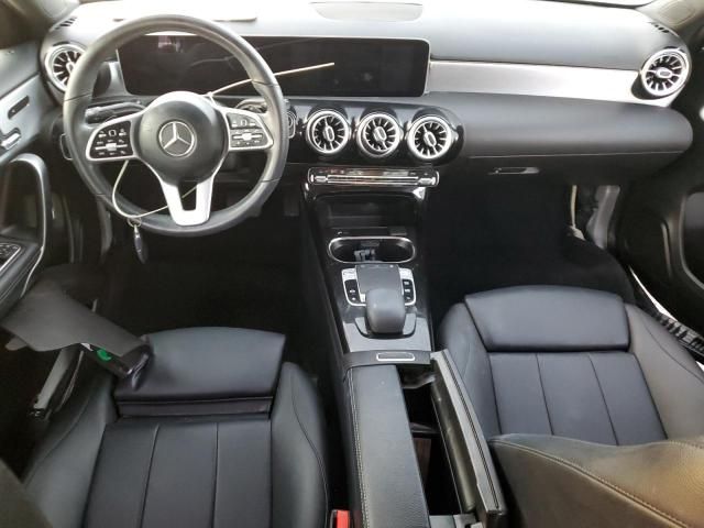 2019 Mercedes-Benz A 220