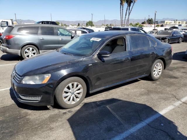 2014 Volkswagen Passat S