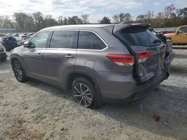 2018 Toyota Highlander SE