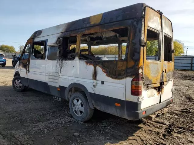 2005 Dodge Sprinter 2500