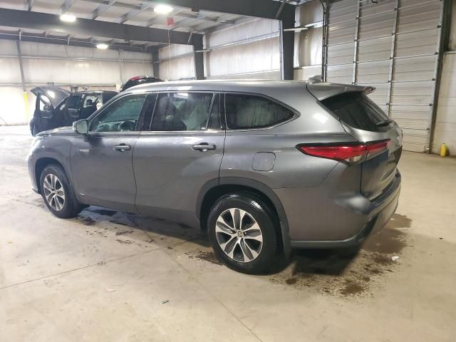 2021 Toyota Highlander Hybrid XLE