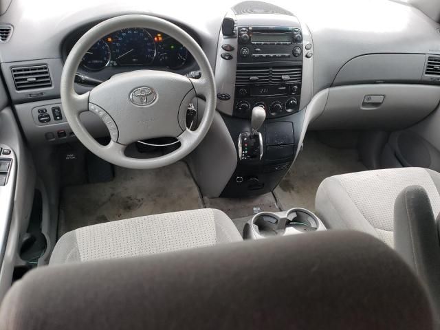 2008 Toyota Sienna CE