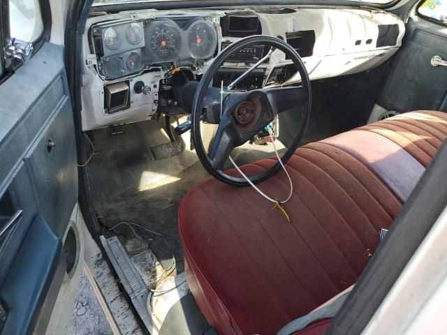 1990 Chevrolet Suburban R1500