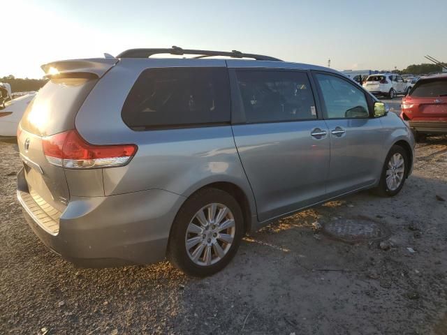 2013 Toyota Sienna XLE