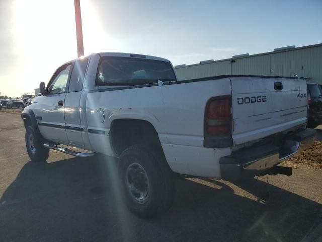 1998 Dodge RAM 2500