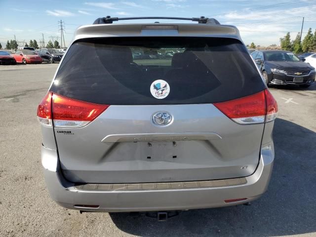 2011 Toyota Sienna LE