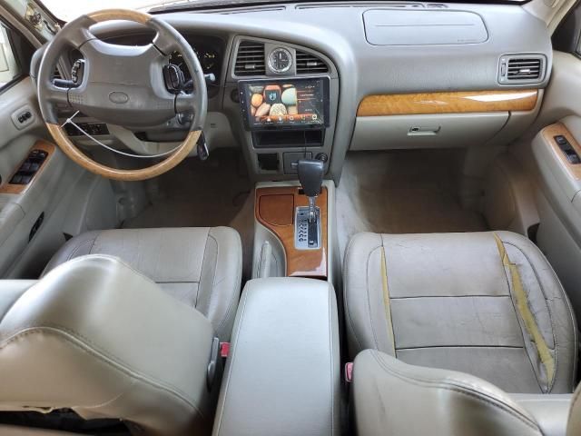 2001 Infiniti QX4