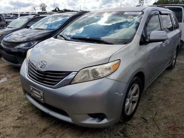 2012 Toyota Sienna LE