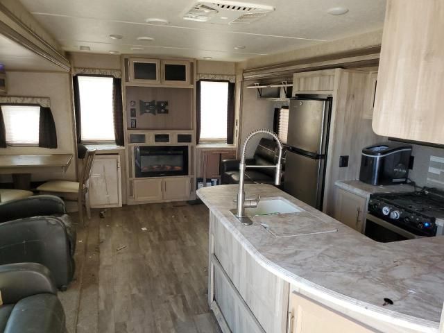 2020 Coachmen Catalina