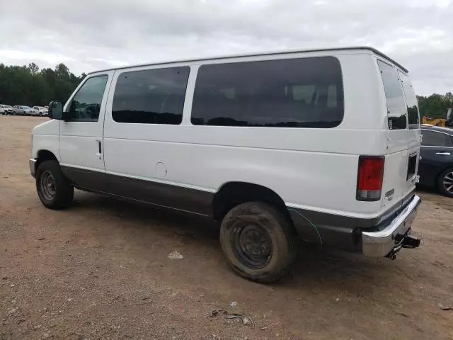 2014 Ford Econoline E350 Super Duty Wagon