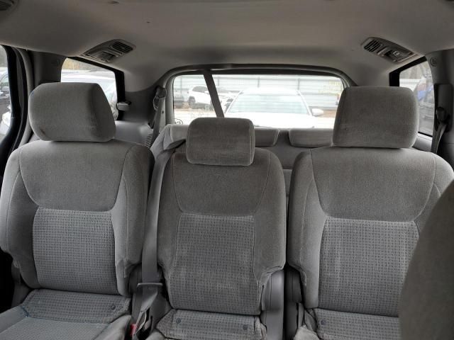 2006 Toyota Sienna CE