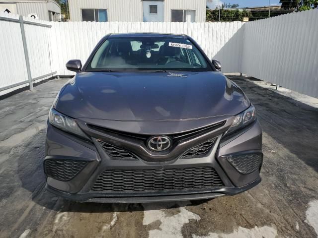 2021 Toyota Camry SE