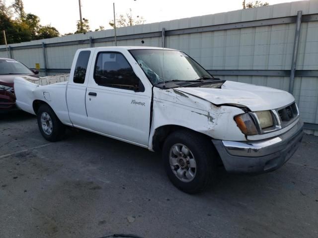 2000 Nissan Frontier King Cab XE