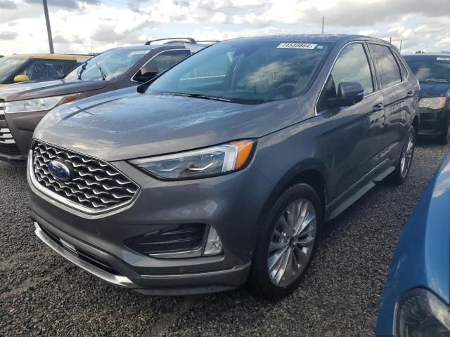 2022 Ford Edge Titanium