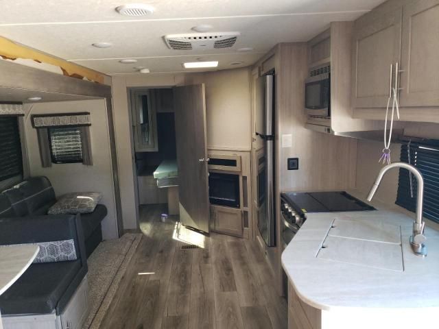 2022 Coachmen Catalina