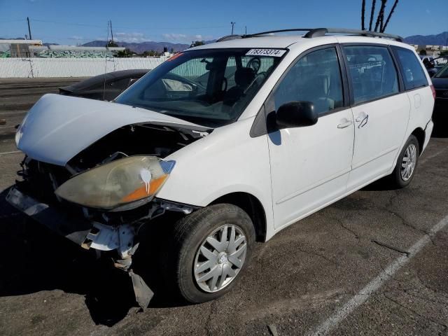 2006 Toyota Sienna CE