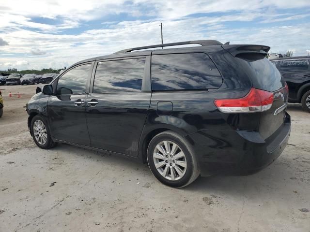 2011 Toyota Sienna XLE