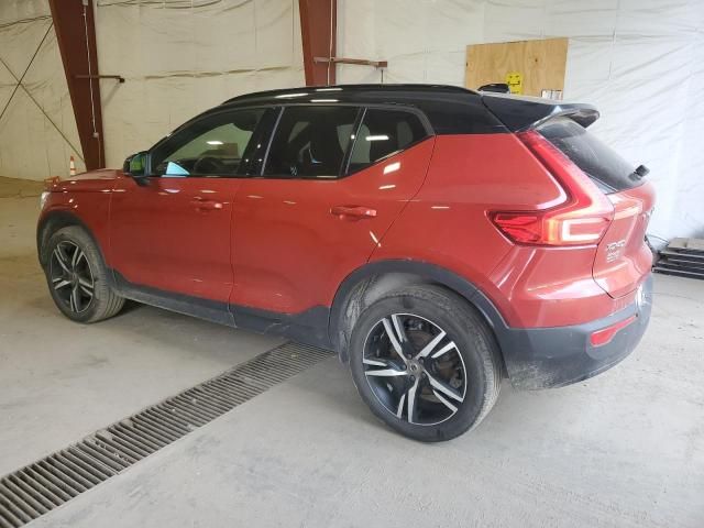 2021 Volvo XC40 T5 R-Design