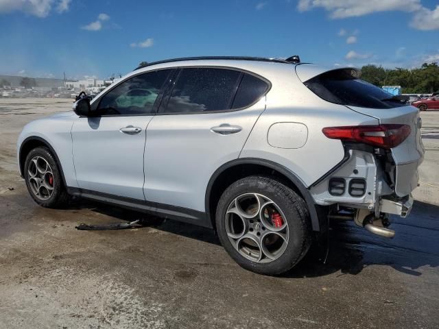 2023 Alfa Romeo Stelvio Sprint