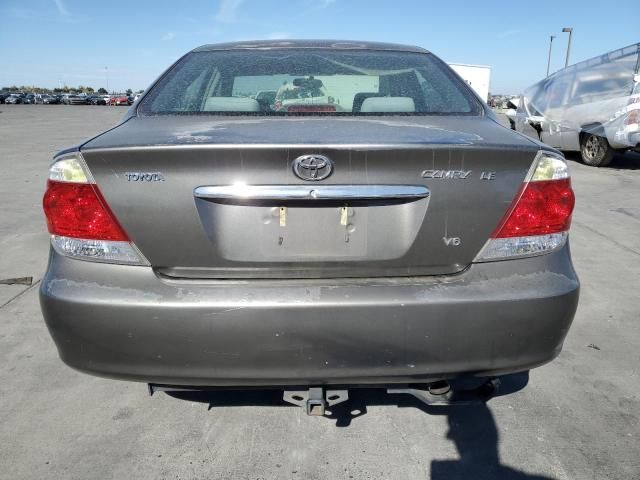 2005 Toyota Camry LE