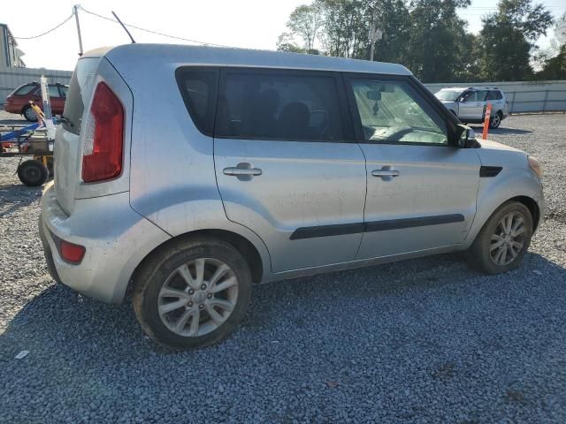 2013 KIA Soul +