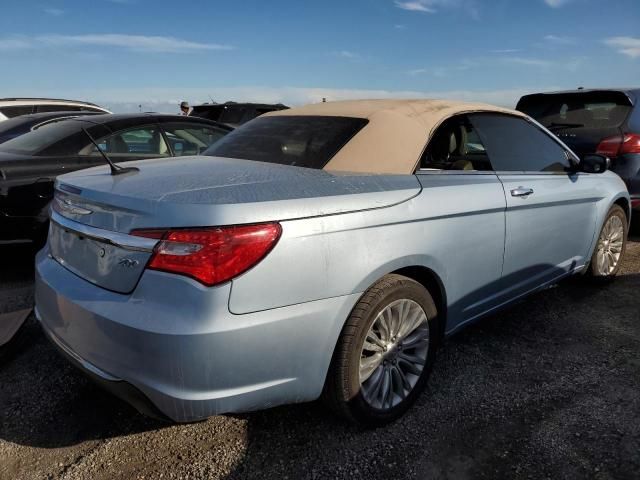 2013 Chrysler 200 Limited